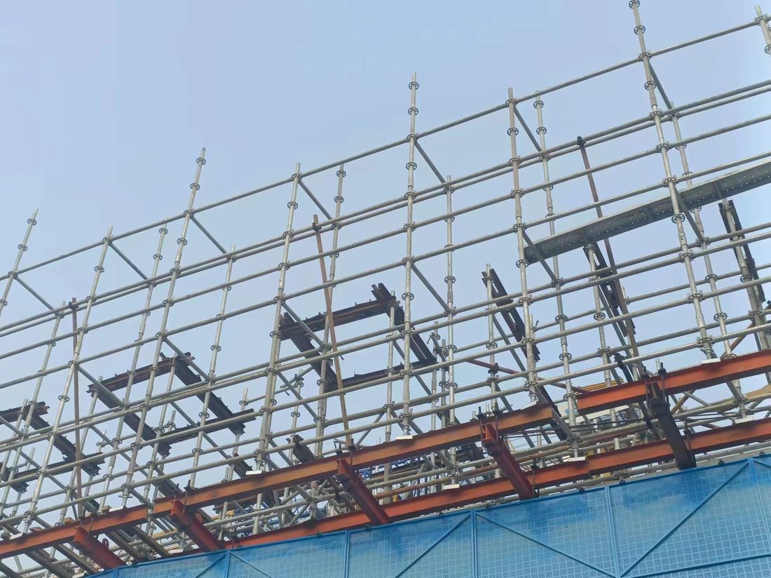 悬挑架整体立面